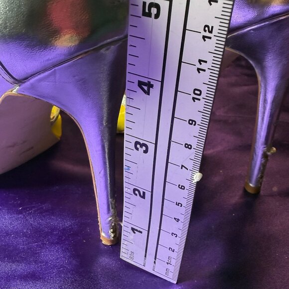 📌Scene Silver Yellow 4.5" High Heel Sandals with Ankle Straps and Zipper - Picture 9 of 15